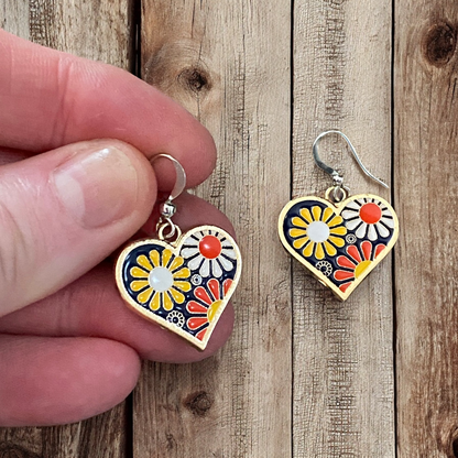 Retro Flower Power Earrings – Colorful Enamel Dangles, Hypoallergenic & Lightweight