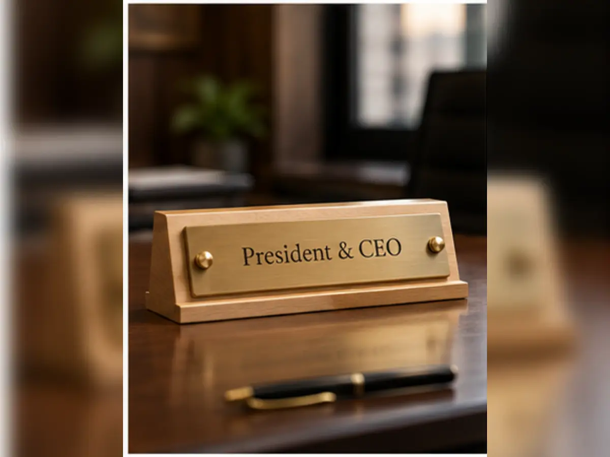 Executive Title Desk Sign